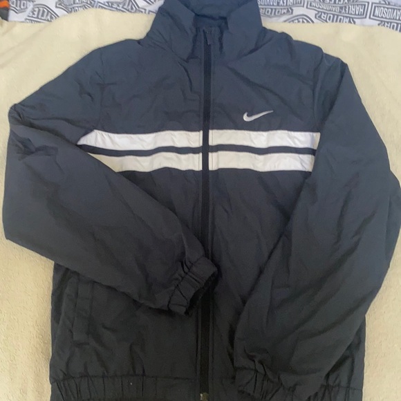 Nike Other - Nike windbreaker jacket size S
